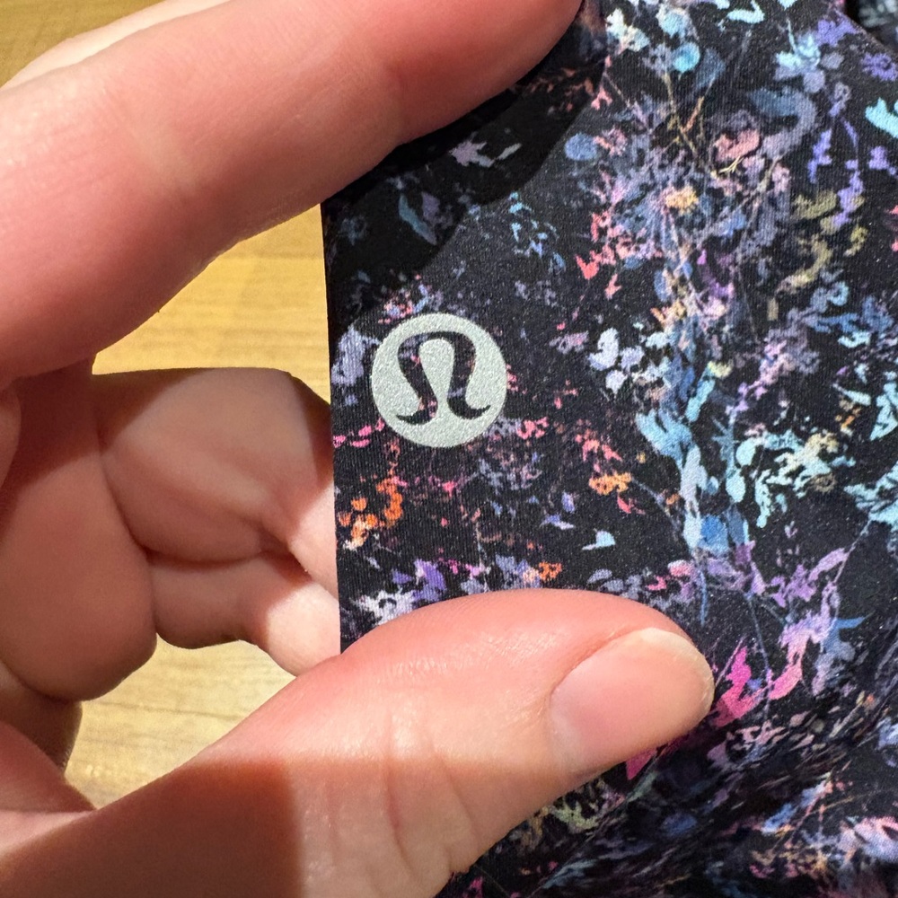 Lululemon Fast and Free High-Rise Crop 23" Floral Spray Multi Size 4 - Picture 7 of 9